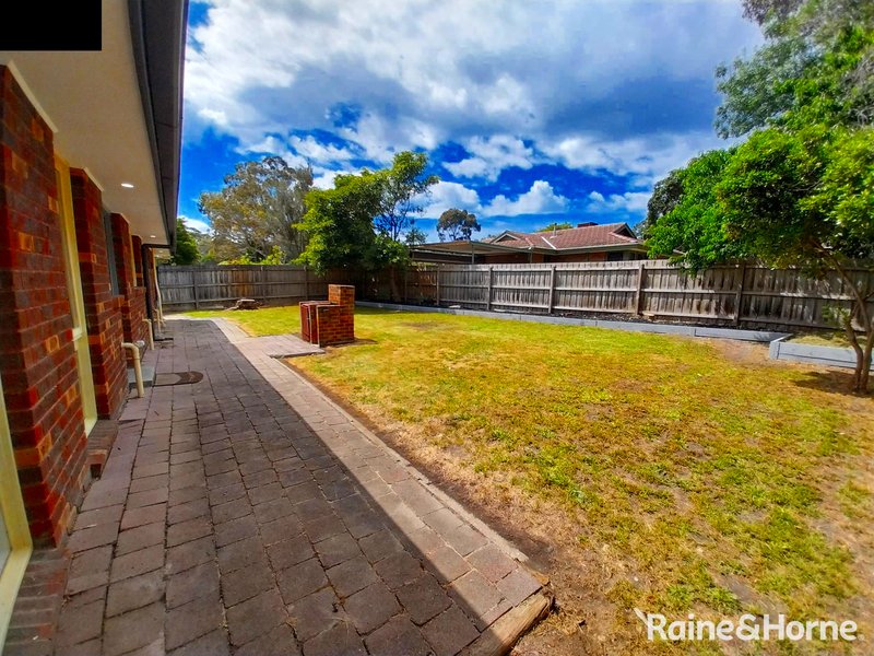 Photo - 10 Erica Street, Frankston VIC 3199 - Image 13