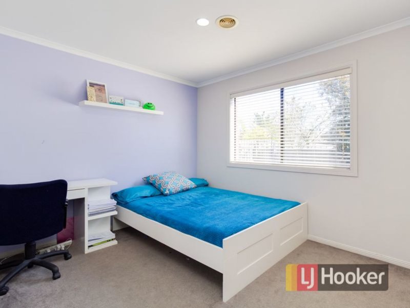 Photo - 10 Ernest Crescent, Narre Warren South VIC 3805 - Image 14