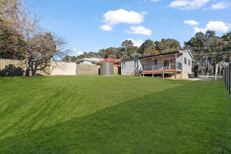Photo - 10 Esrom Street, West Bathurst NSW 2795 - Image 16
