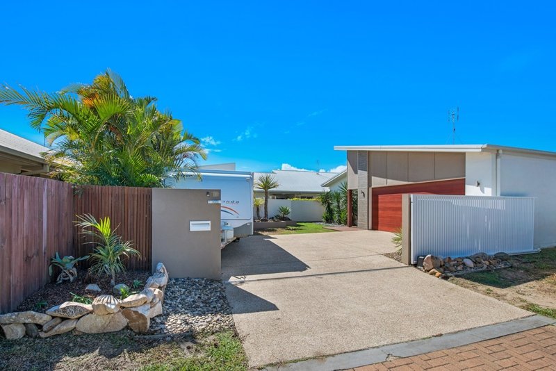 Photo - 10 Estuary Court, Twin Waters QLD 4564 - Image 23