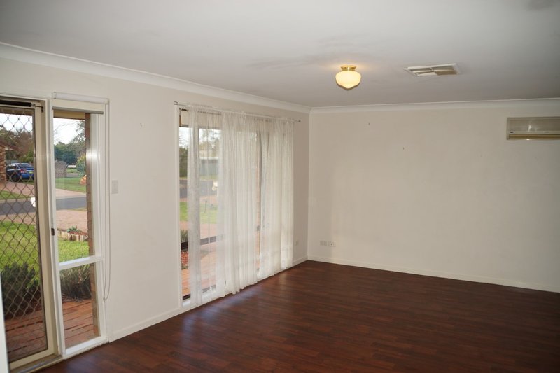 Photo - 10 Eumung Street, Dubbo NSW 2830 - Image 3