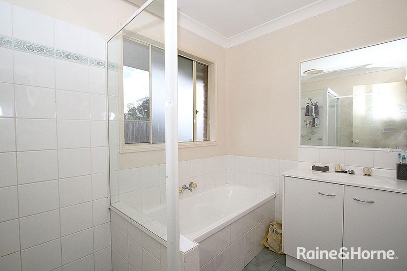 Photo - 10 Eureka Court, Redbank Plains QLD 4301 - Image 3