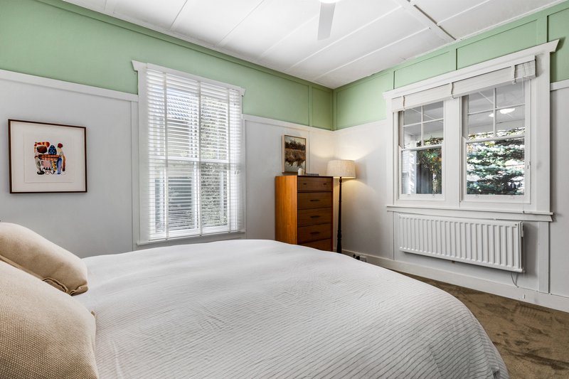Photo - 10 Eveleigh Avenue, Blackheath NSW 2785 - Image 3