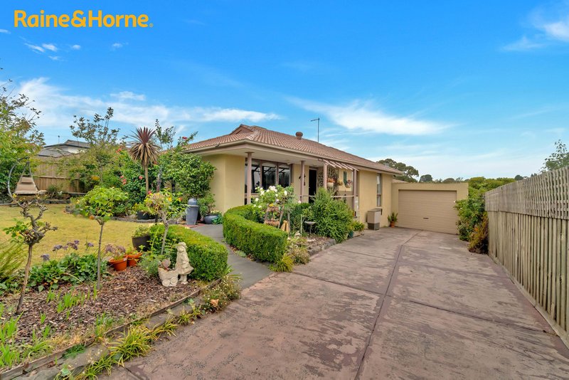 10 Everton Close, Hallam VIC 3803