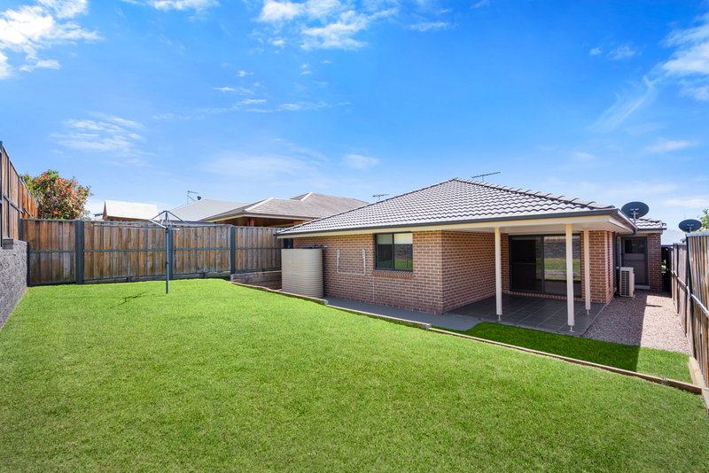 Photo - 10 Ewan James Drive, Glenmore Park NSW 2745 - Image 13