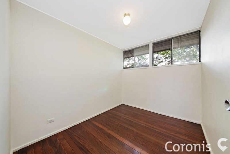 Photo - 10 Ewing Street, Zillmere QLD 4034 - Image 6