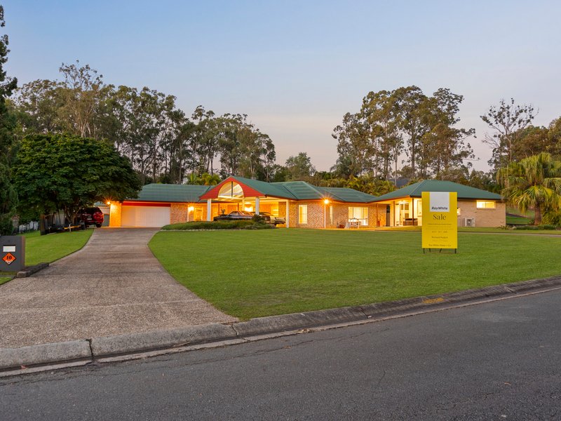 Photo - 10 Ewingar Court, Helensvale QLD 4212 - Image 3
