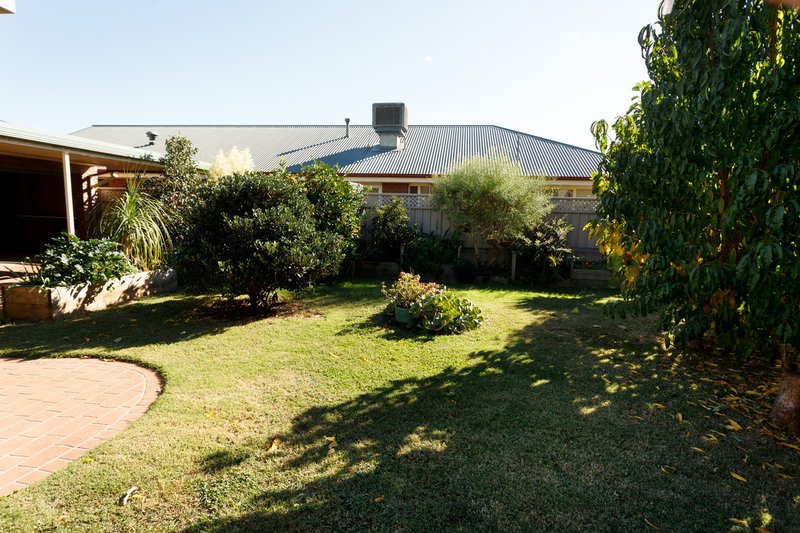 Photo - 10 Fairway Close, Tatura VIC 3616 - Image 16