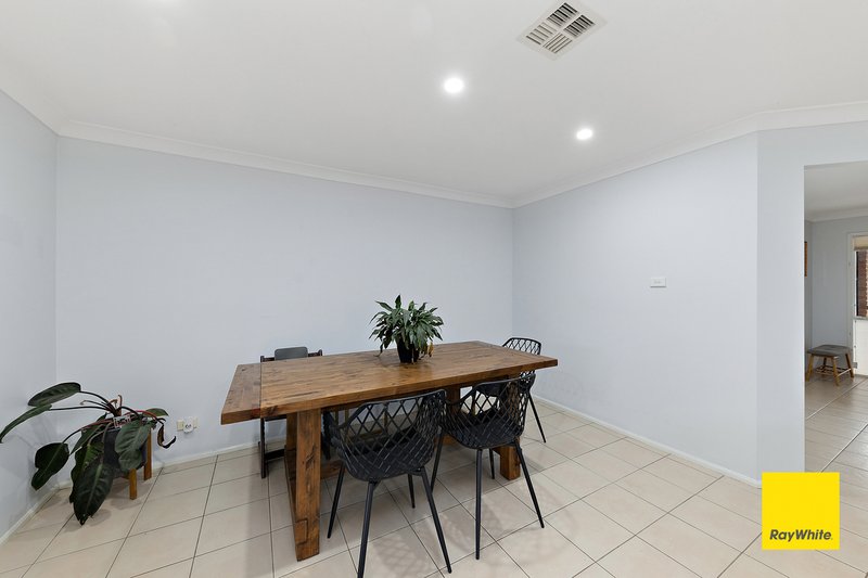 Photo - 10 Falconer Place, Bungendore NSW 2621 - Image 5