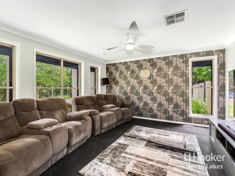 Photo - 10 Faldo Court, North Lakes QLD 4509 - Image 5