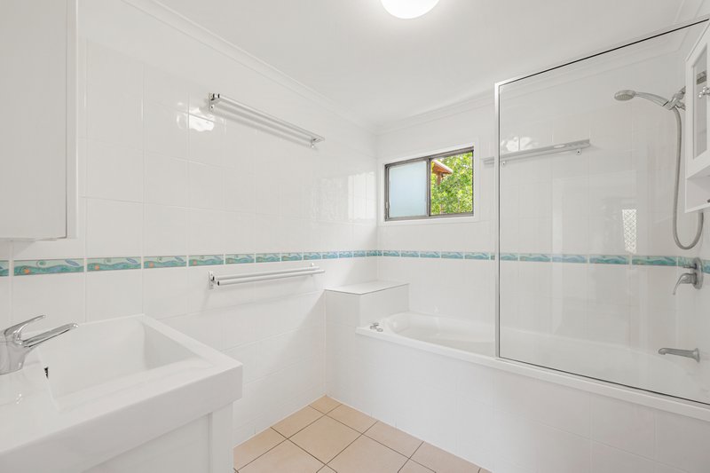 Photo - 10 Far Street, West Gladstone QLD 4680 - Image 5