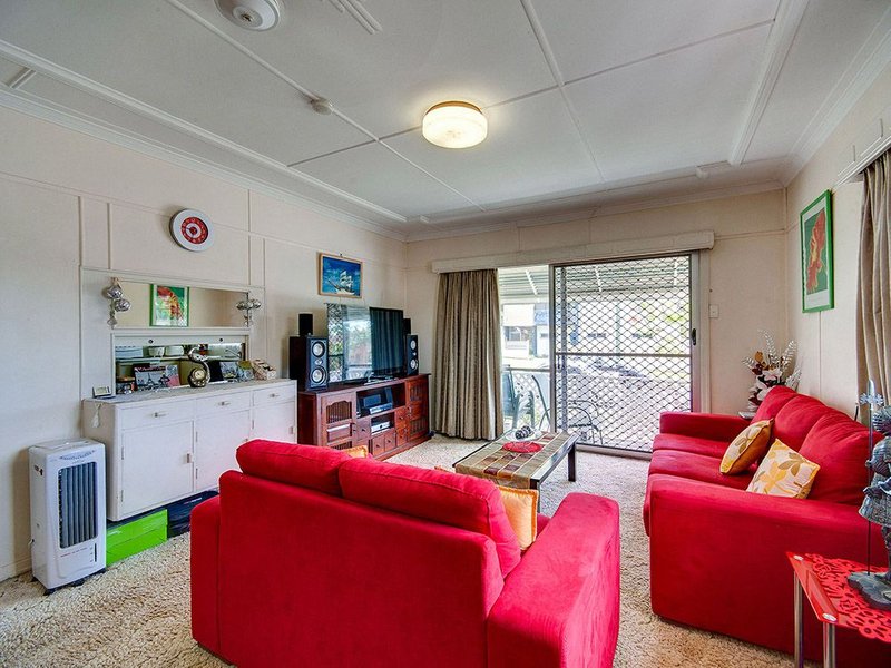 Photo - 10 Farnell Street, Chermside QLD 4032 - Image 5