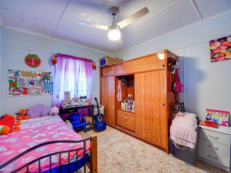 Photo - 10 Farnell Street, Chermside QLD 4032 - Image 11