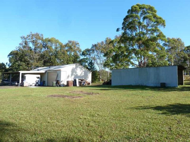 Photo - 10 Federation Drive, Hallidays Point NSW 2430 - Image 17