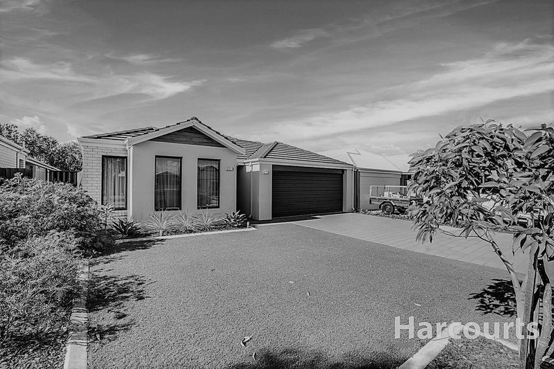 10 Fenians Pass, South Yunderup WA 6208