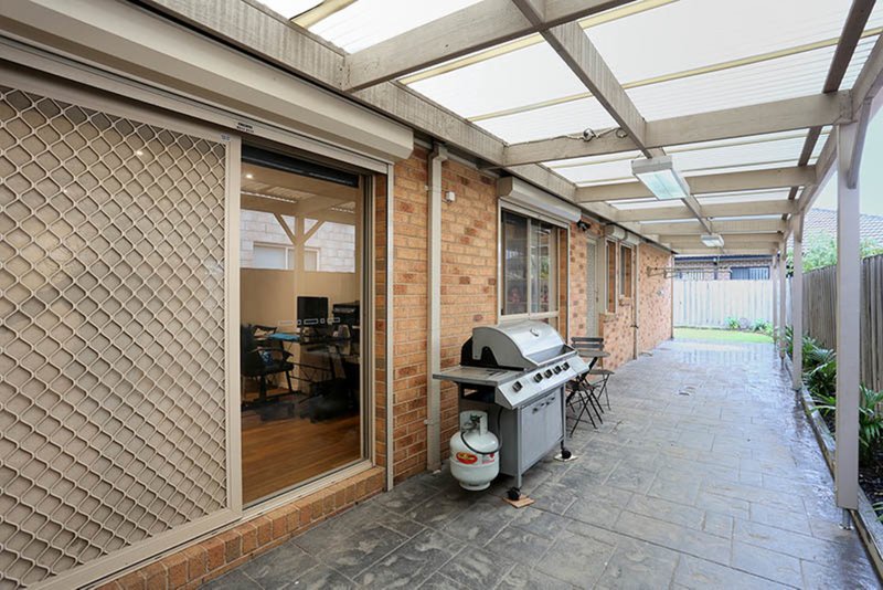 Photo - 10 Ferntree Walk, Roxburgh Park VIC 3064 - Image 11