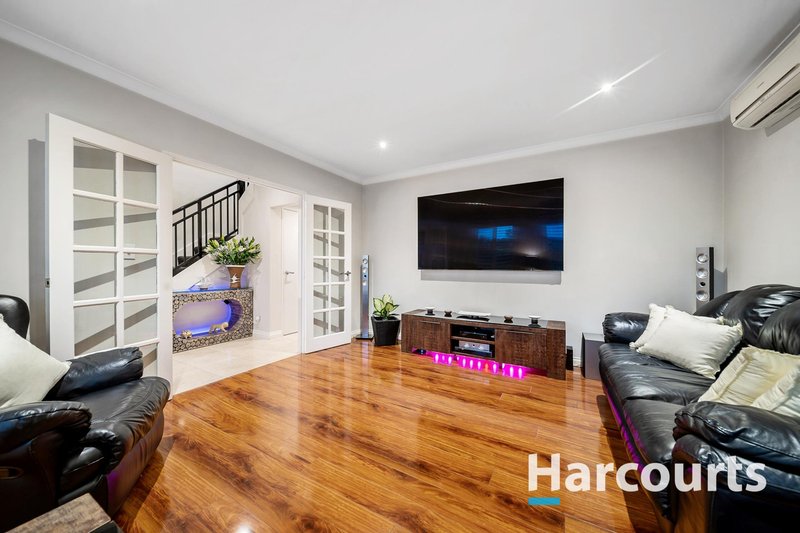 Photo - 10 Fineview Crescent, Carramar WA 6031 - Image 13