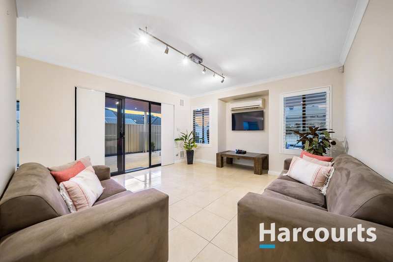 Photo - 10 Fineview Crescent, Carramar WA 6031 - Image 23