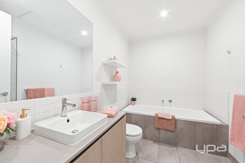 Photo - 10 Finn Street, St Albans VIC 3021 - Image 12