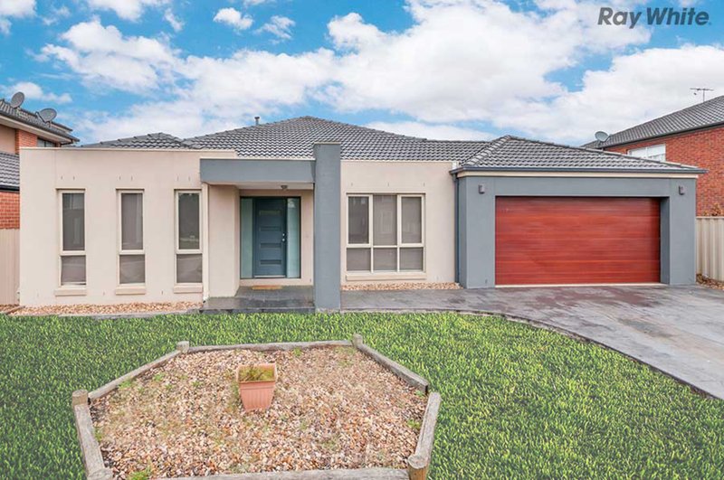 10 Finsbury Close, Caroline Springs VIC 3023