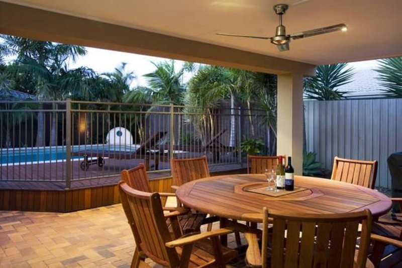 Photo - 10 Firmin Court, Mermaid Waters QLD 4218 - Image 5