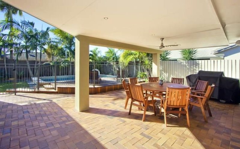 Photo - 10 Firmin Court, Mermaid Waters QLD 4218 - Image 12