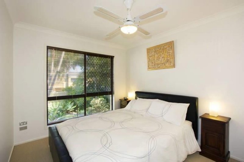 Photo - 10 Firmin Court, Mermaid Waters QLD 4218 - Image 13