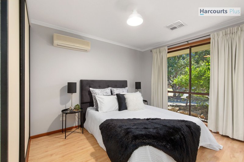 Photo - 10 First Street, Hallett Cove SA 5158 - Image 10