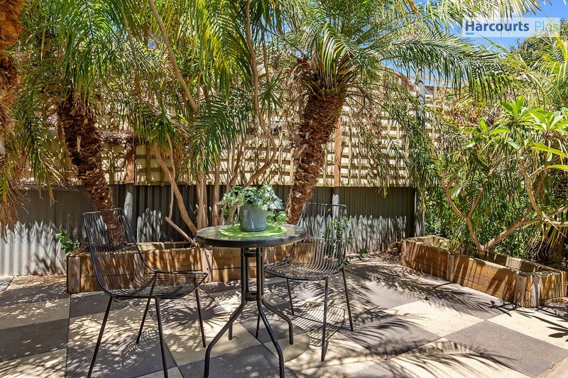 Photo - 10 First Street, Hallett Cove SA 5158 - Image 18