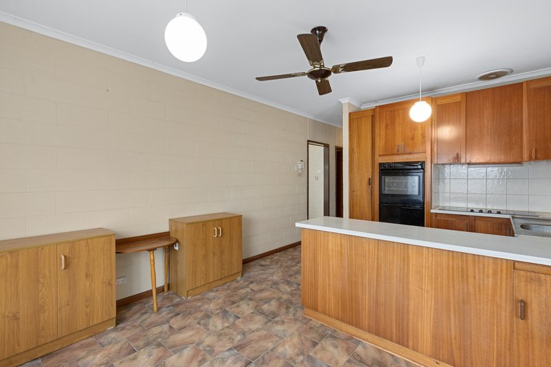 Photo - 10 First Street, Wool Bay SA 5575 - Image 6