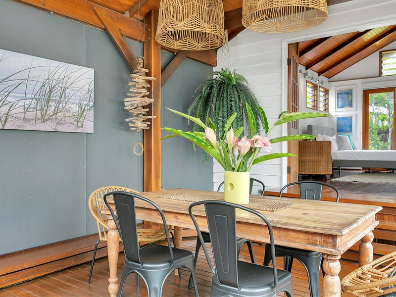 Photo - 10 Fleming Street, Edge Hill QLD 4870 - Image 1