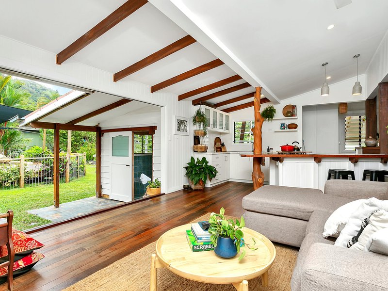 Photo - 10 Fleming Street, Edge Hill QLD 4870 - Image 4