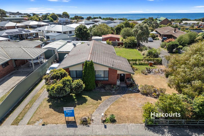 10 Flinders Avenue, West Ulverstone TAS 7315