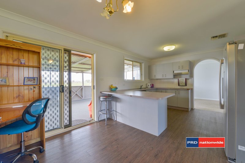 Photo - 10 Flinders Street, Tamworth NSW 2340 - Image 2