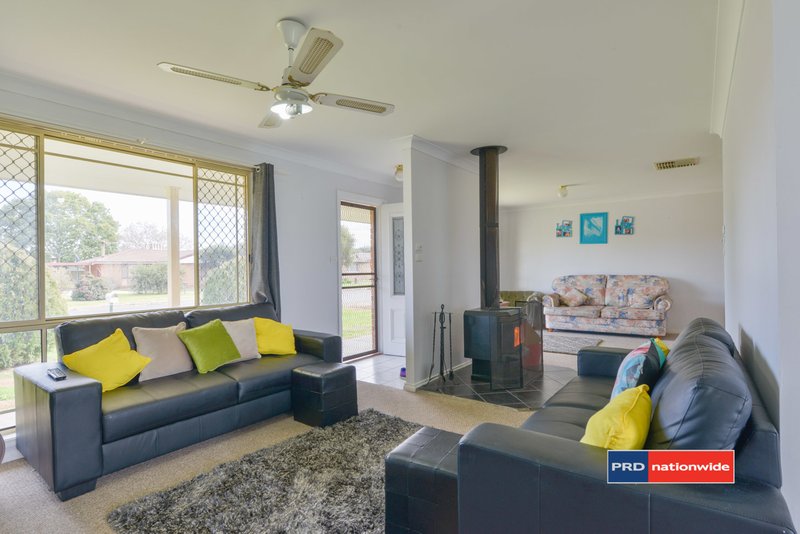 Photo - 10 Flinders Street, Tamworth NSW 2340 - Image 4