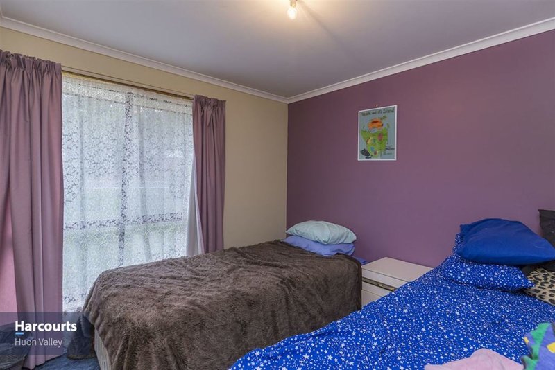 Photo - 10 Flood Road, Huonville TAS 7109 - Image 9