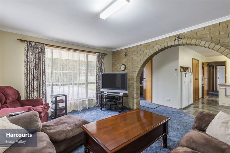 Photo - 10 Flood Road, Huonville TAS 7109 - Image 15