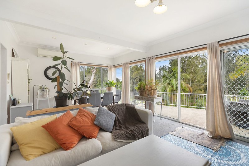 Photo - 10 Florida Road, Terrigal NSW 2260 - Image 2