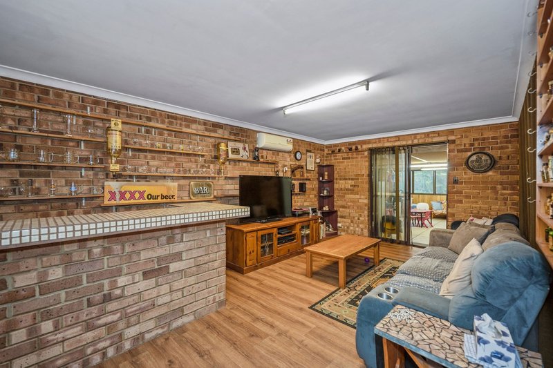 10 Fordred , Parmelia WA 6167