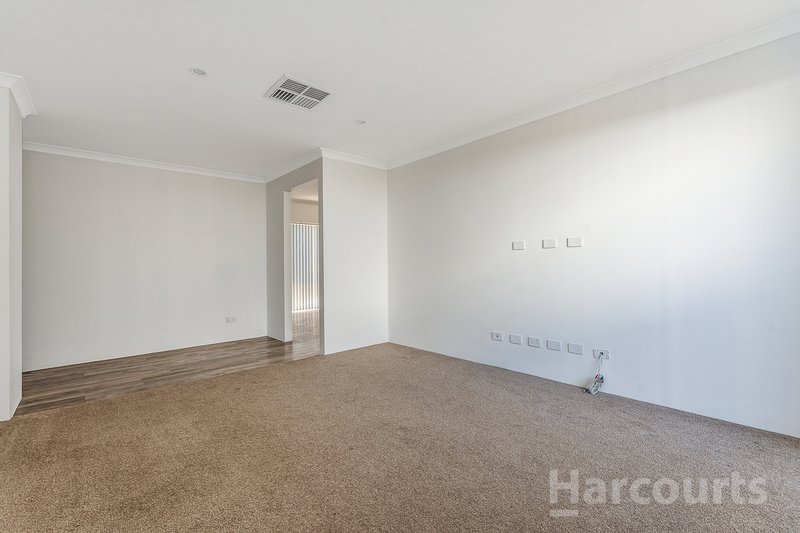 Photo - 10 Forever Boulevard, Banksia Grove WA 6031 - Image 13