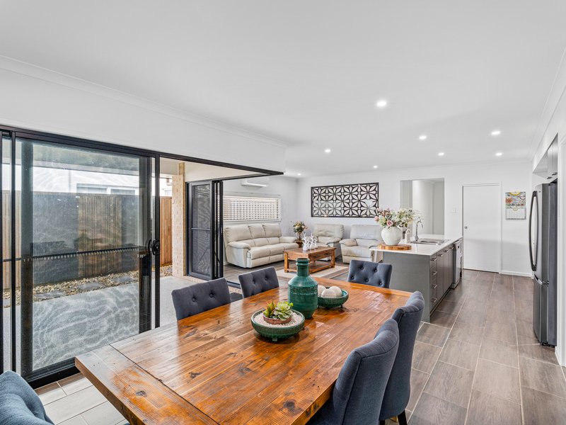 Photo - 10 Fortescue Street, Pimpama QLD 4209 - Image 5