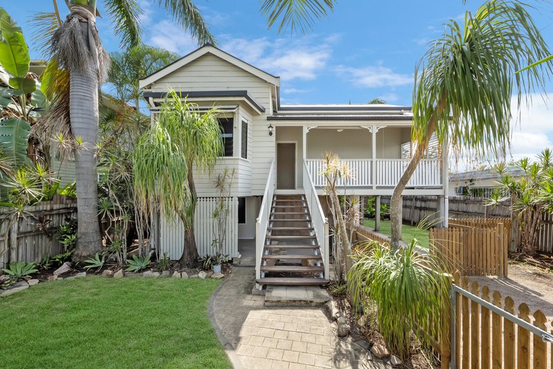 Photo - 10 Fourteenth Avenue, Railway Estate QLD 4810 - Image 2