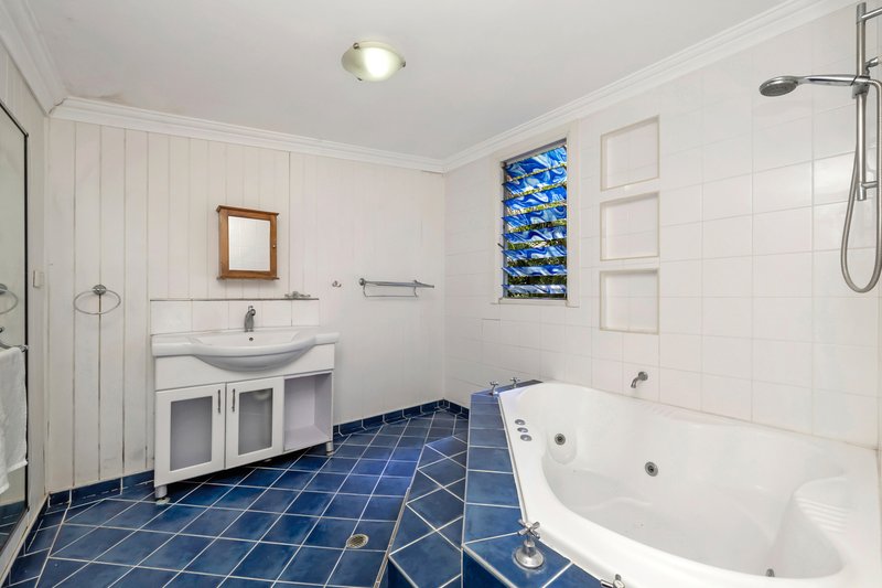 Photo - 10 Fourteenth Avenue, Railway Estate QLD 4810 - Image 8