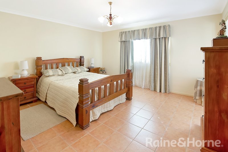 Photo - 10 Fourth Road, Berkshire Park NSW 2765 - Image 6