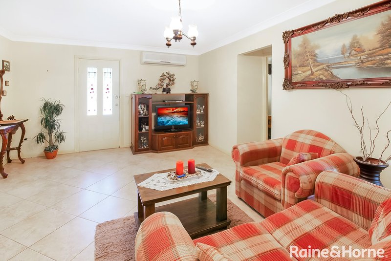 Photo - 10 Fourth Road, Berkshire Park NSW 2765 - Image 8