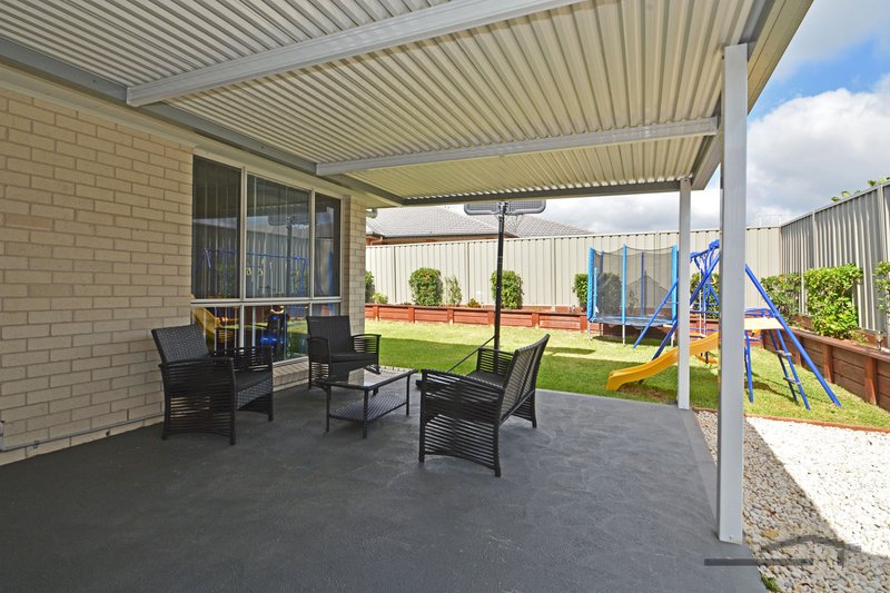 Photo - 10 Foveaux Street , Cameron Park NSW 2285 - Image 3