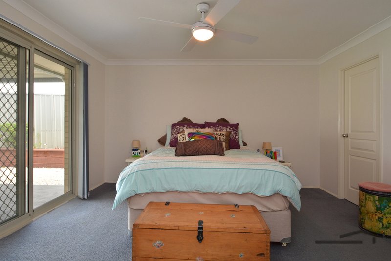 Photo - 10 Foveaux Street , Cameron Park NSW 2285 - Image 8