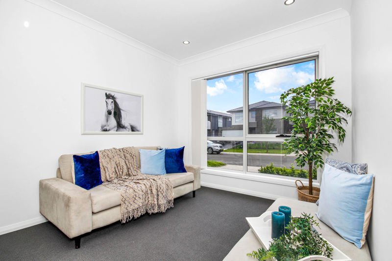 Photo - 10 Freesia Street, Marsden Park NSW 2765 - Image 2