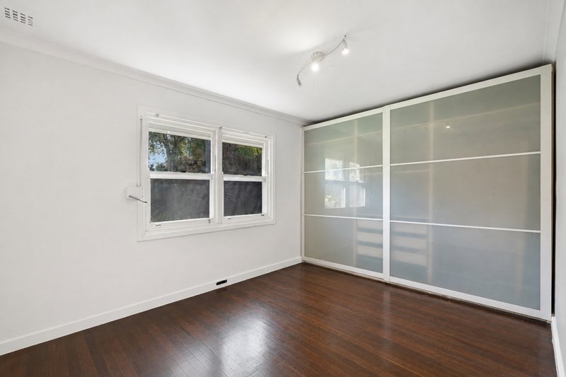Photo - 10 Friar John Way, Coolbellup WA 6163 - Image 5