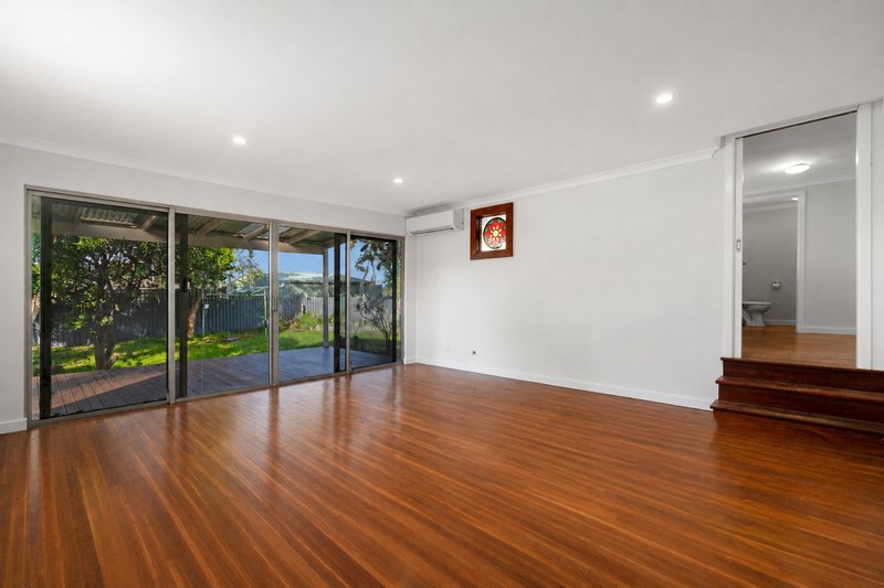 Photo - 10 Friar John Way, Coolbellup WA 6163 - Image 13